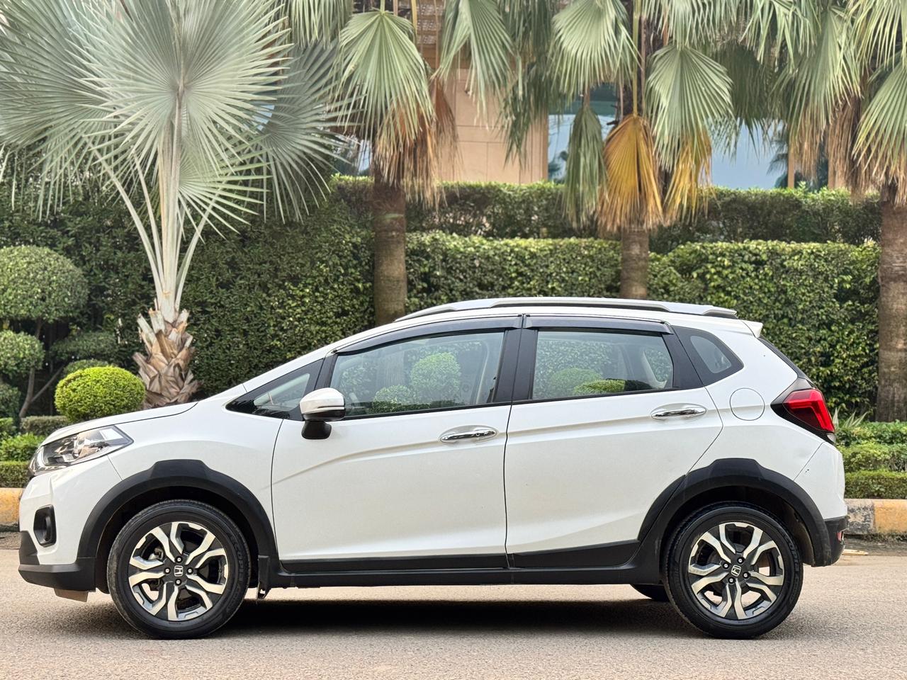 Honda WRV VX  2023 - Image 11