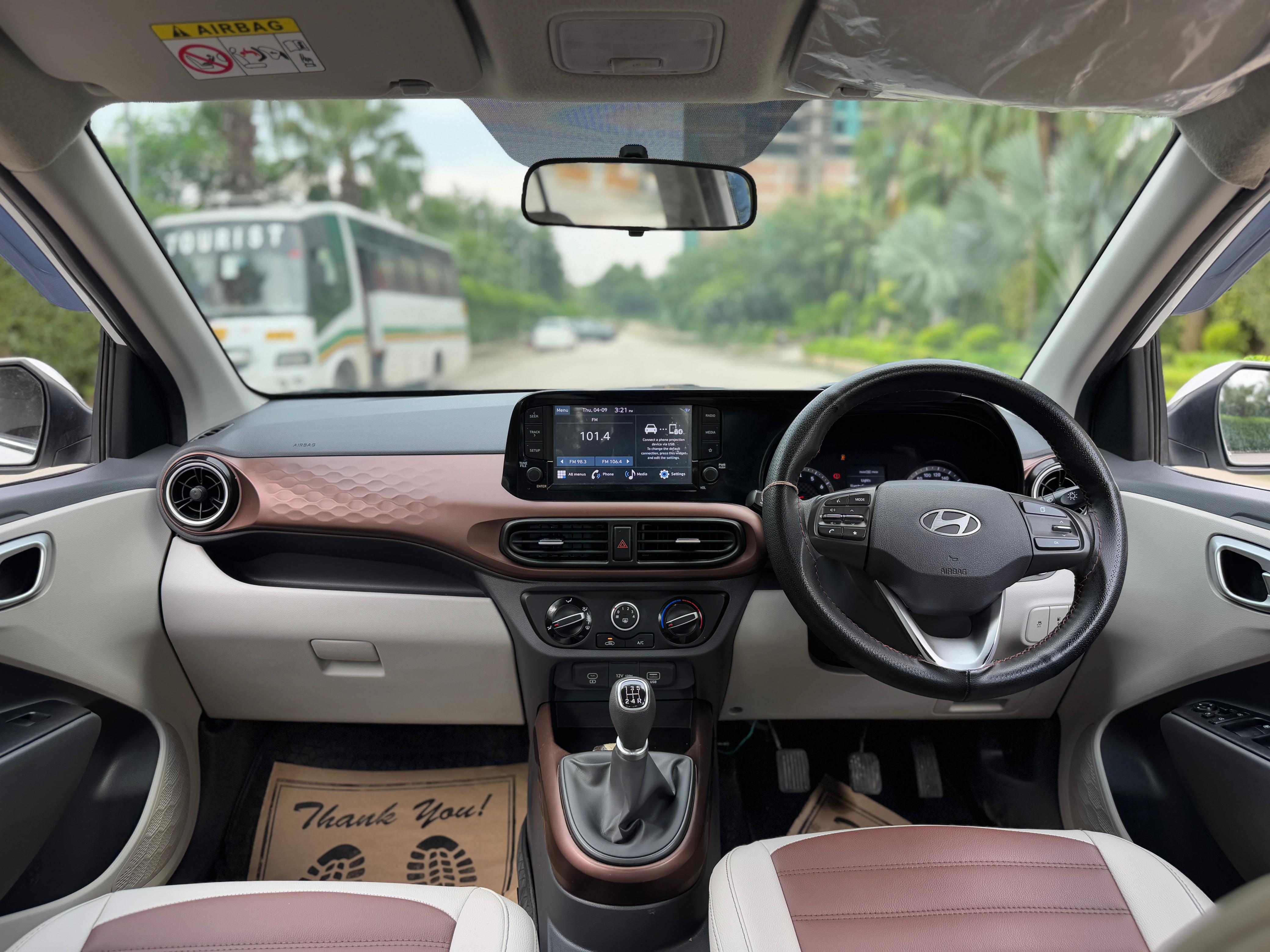 Hyundai AURA 1.2SX  2023 - Image 4