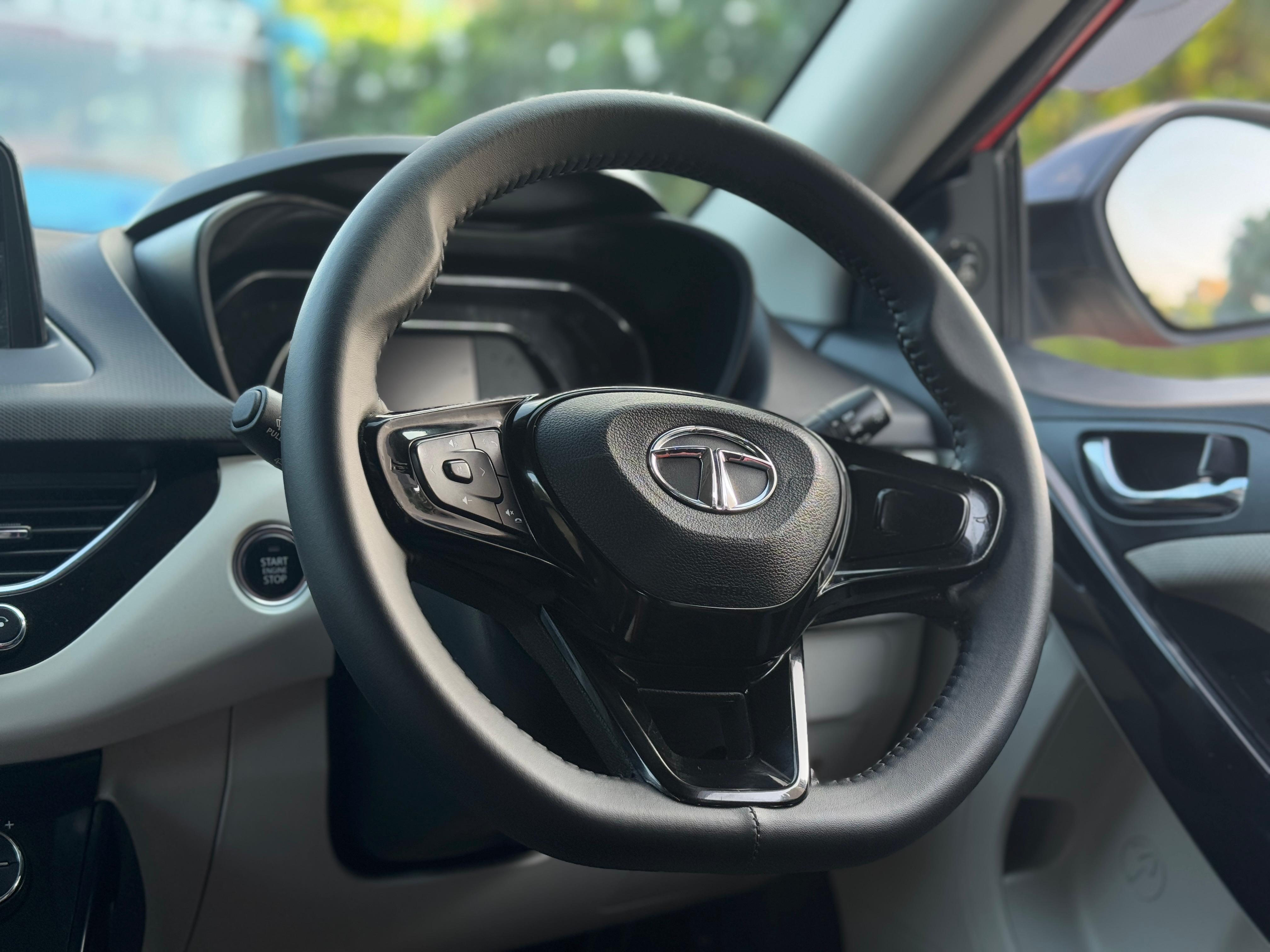 Tata NEXON XZ+  2020 - Image 7