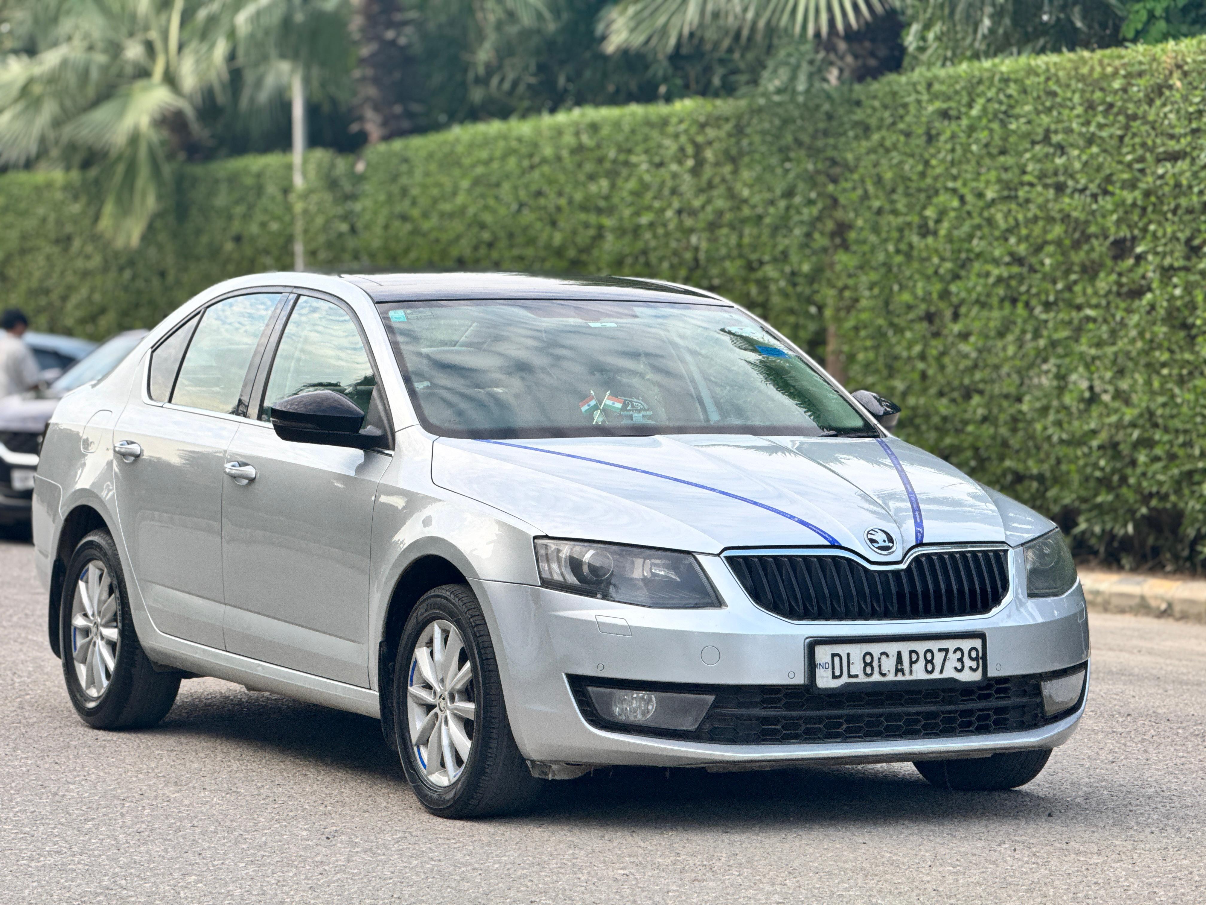 Skoda OCTAVIA STYLE PLUS  2017 - Image 6