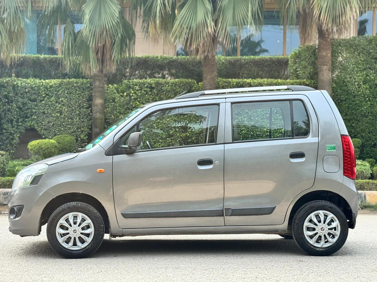 Maruti Suzuki WAGONR LXI  2015 - Image 10