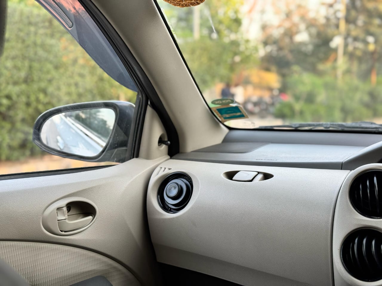 Toyota Etios G 2015 - Image 5